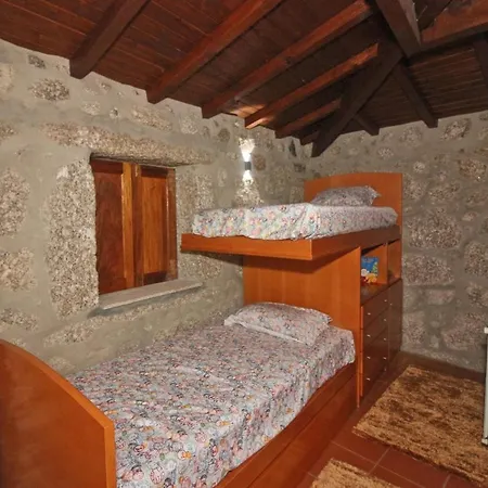 Cabaninhas House By Geres Casas 度假居 *