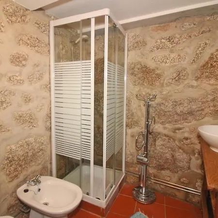 Сasa de vacaciones Cabaninhas House By Geres Casas *