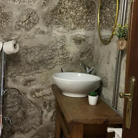 Cabaninhas House By Geres Casas Feriehus *