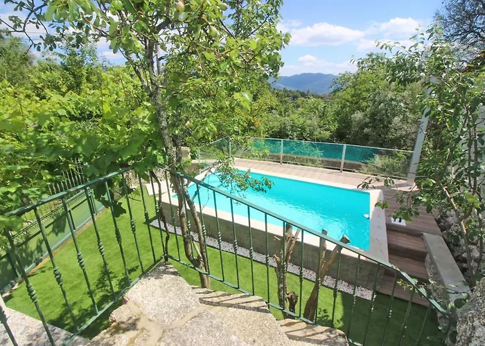 Cabaninhas House By Geres Casas Ferienhaus Terras de Bouro